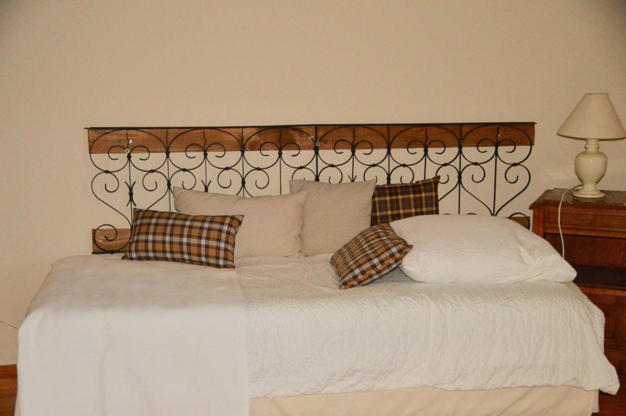 Gite De Charme En Sologne, Sejour En Famille, Jardin, Riviere, Jeux, Nature & Detente โอบิญี-ซูร์-แนร์ ภายนอก รูปภาพ